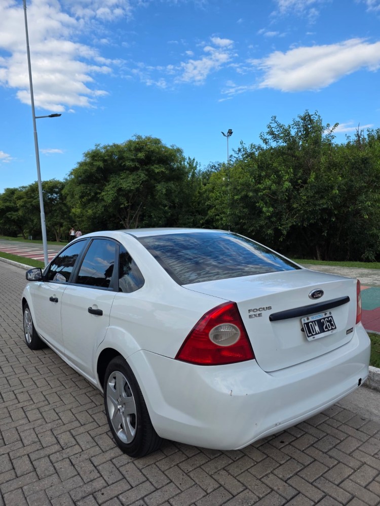 Ford Focus Style — foto 9